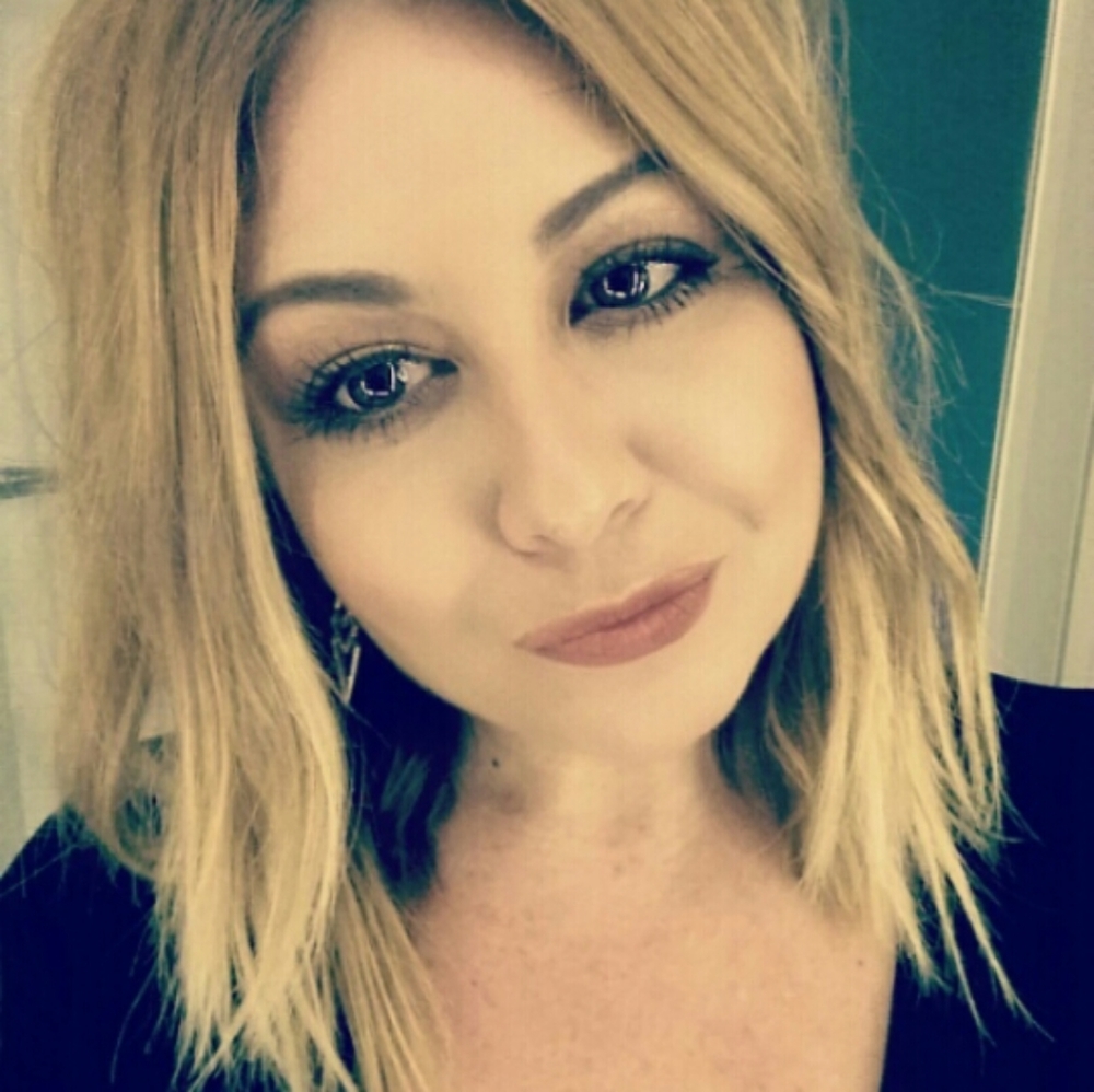 Meet your Posher, Christina